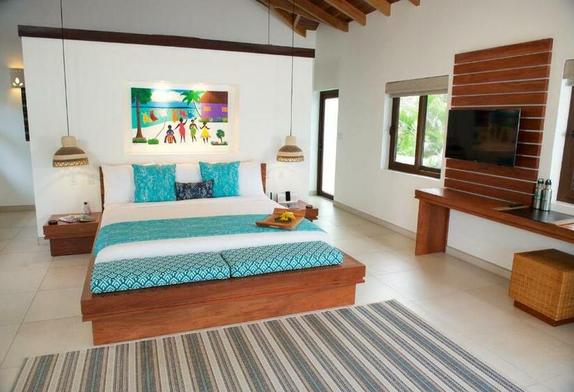 スタンダードスタジオ, Naïa Resort And Spa