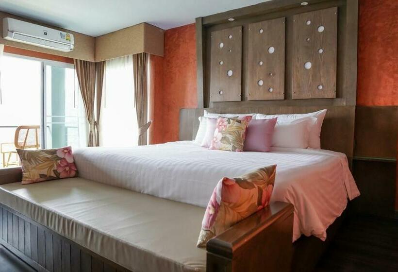 带大床的豪华间, Grand Kokkod Khao Kho Resort