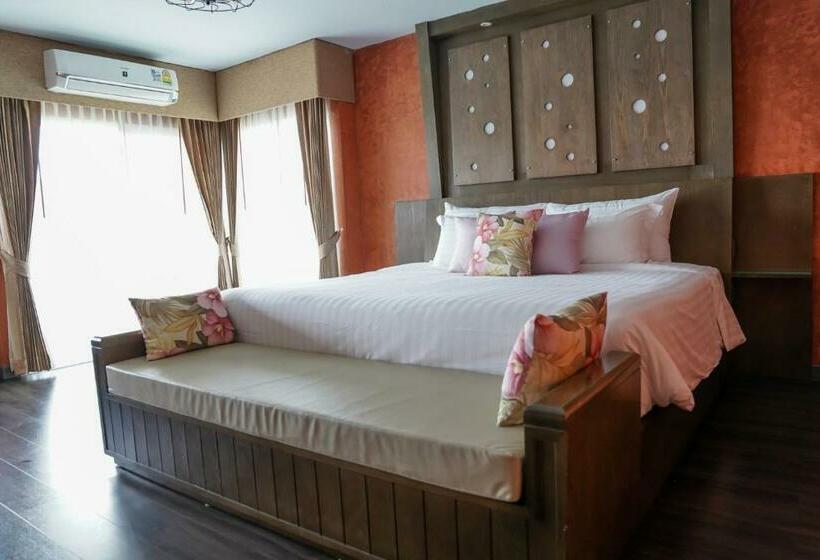 带大床的豪华间, Grand Kokkod Khao Kho Resort