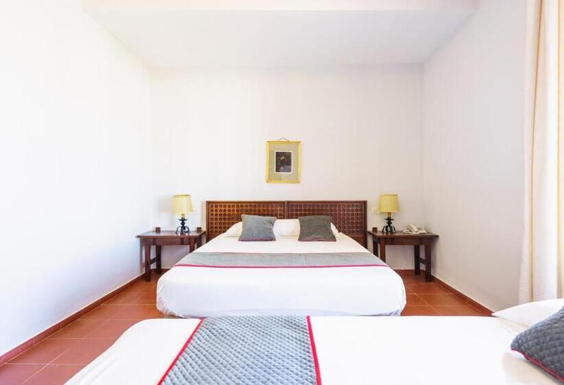Трехместный Номер Superior, Venta Del Alto Hotel Las Cumbres By Vivere Stays