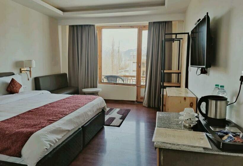 デラックスルーム, Yarab Tso