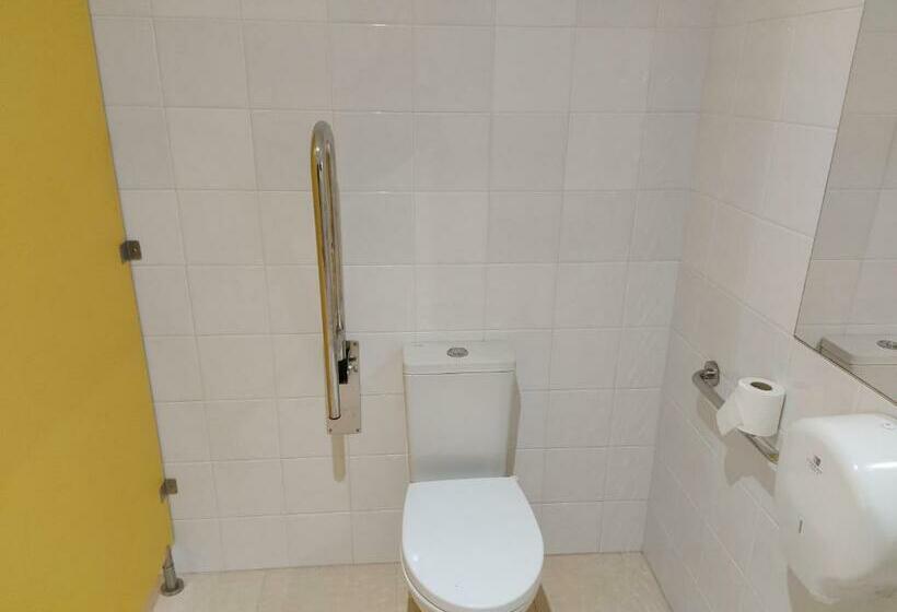 اتاق استاندارد چهار تخته, áncora Hostel Foz