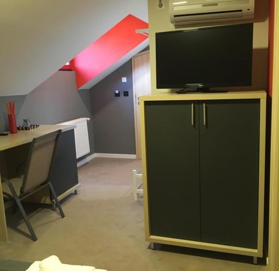 اتاق استاندارد با تخت بزرگ, Net Hotel Pitesti