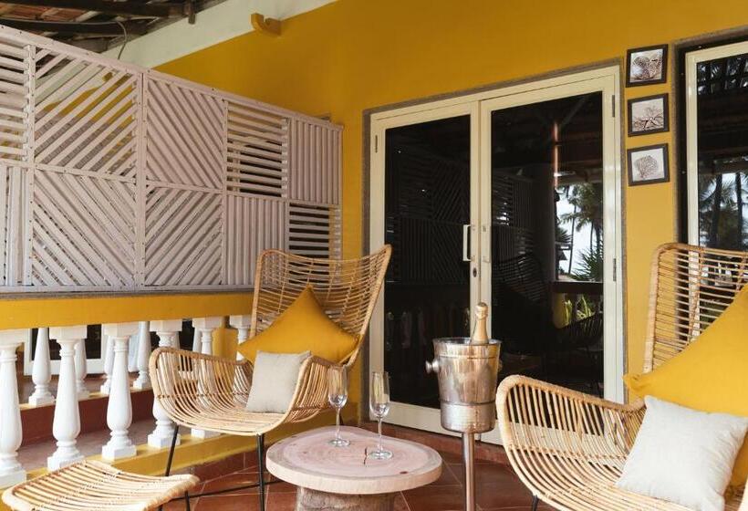 سوئیت با تخت بزرگ, C Roque Beach Resort