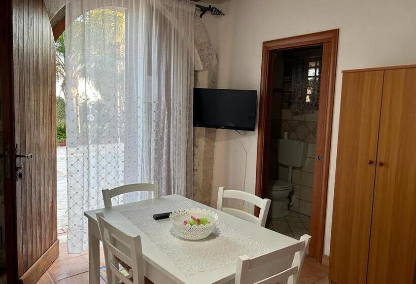 스탠다드 스튜디오 풀장 전망, Casale Rocca Russa B&b