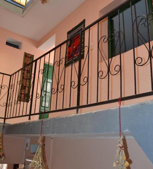 スタンダードインサイドビュールーム, Hostal Milmahuasi Iruya