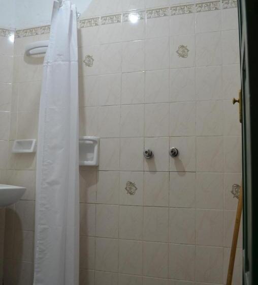패밀리 룸, Hostal Milmahuasi Iruya