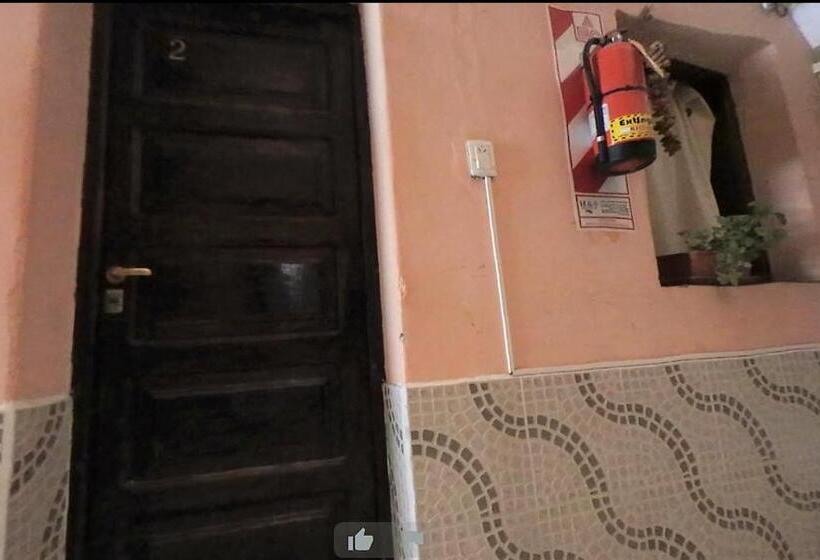 이코노미 룸, Hostal Milmahuasi Iruya