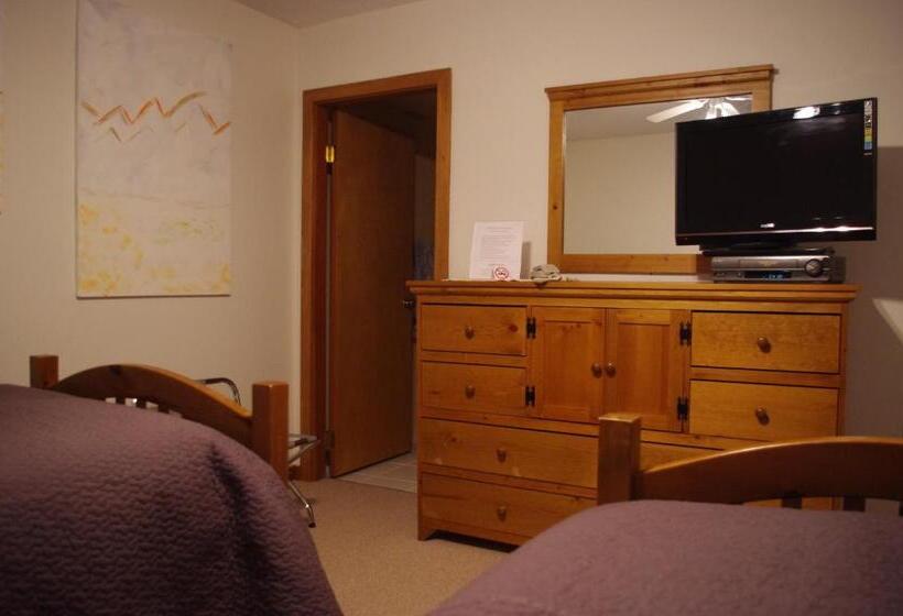 اتاق استاندارد, At Wits End B&b