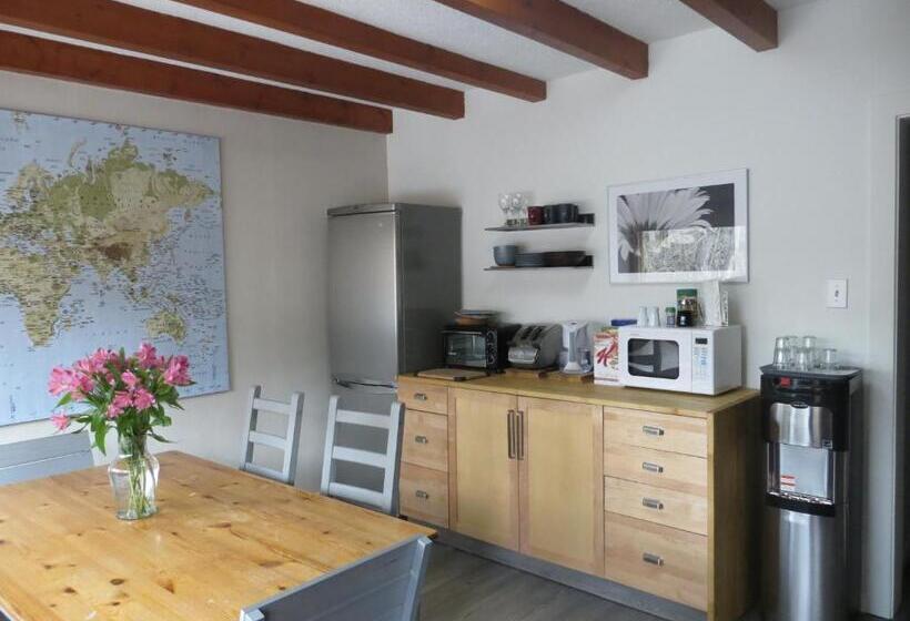 3 Bedroom Suite, At Wits End B&b