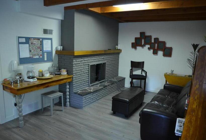 3 Bedroom Suite, At Wits End B&b