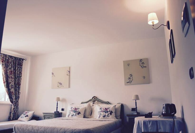 Номер Стандарт, Cascina Castagneto