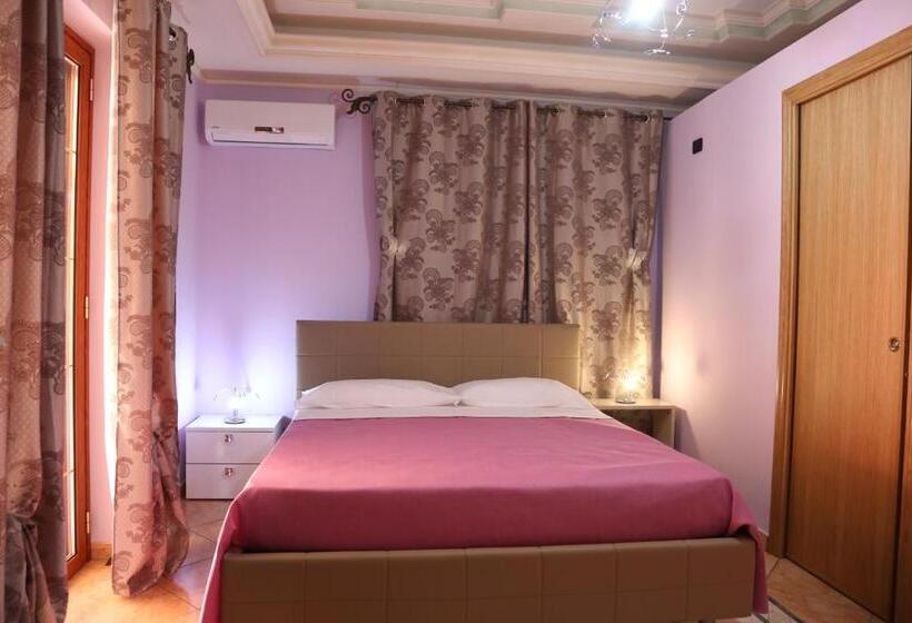 اتاق لوکس, Villa Manno