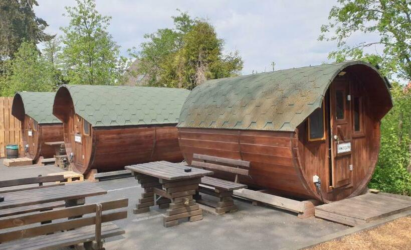 Номер Стандарт Совместная Ванная, Mini Hotel übernachten Im Gurkenfass