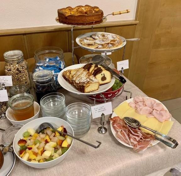 Номер Стандарт Вид на Сад, Locanda Alla Perla