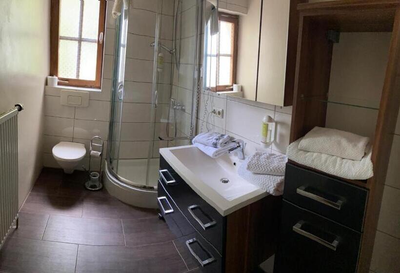 Номер Стандарт Трехместный, Landhotel Kahrmühle