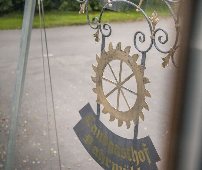 Номер Стандарт Трехместный, Landhotel Kahrmühle