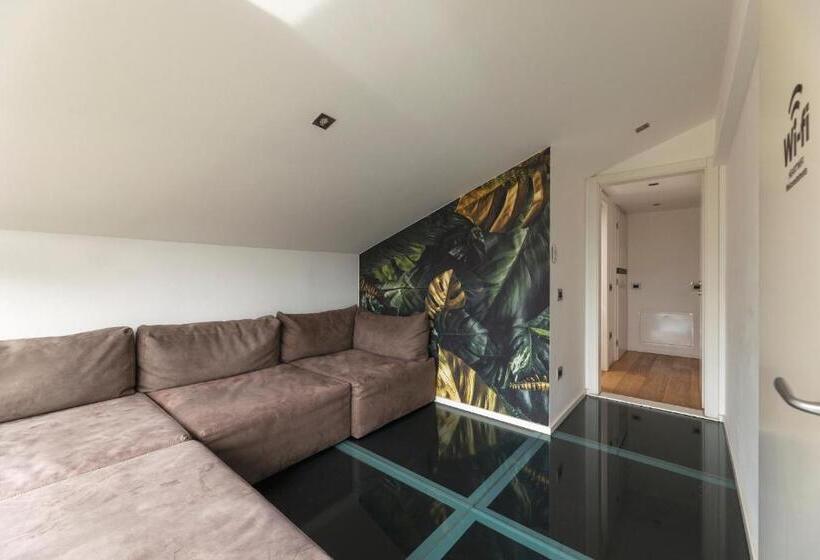 سوییت, Heart Of Trento Loft & Rooms