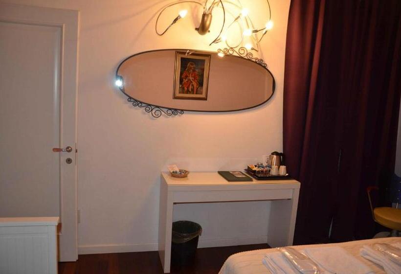 4인용 스탠다드 룸, B&b Melograno Mc