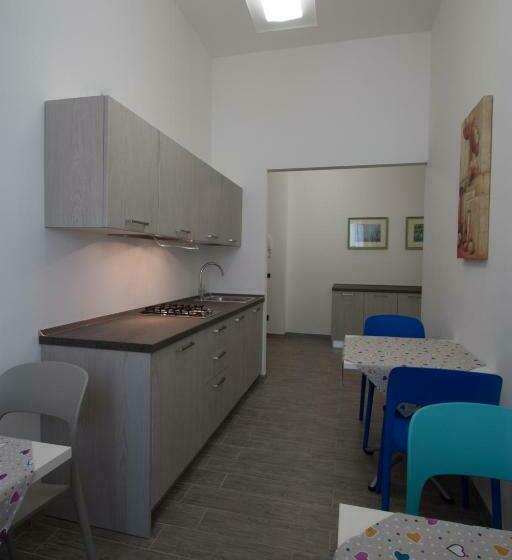 디럭스 트리플 룸, Palazzo Di Primavera Guest House