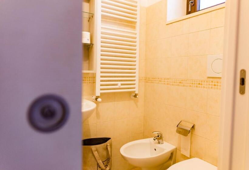 Номер Стандарт, Relais La Masseriola