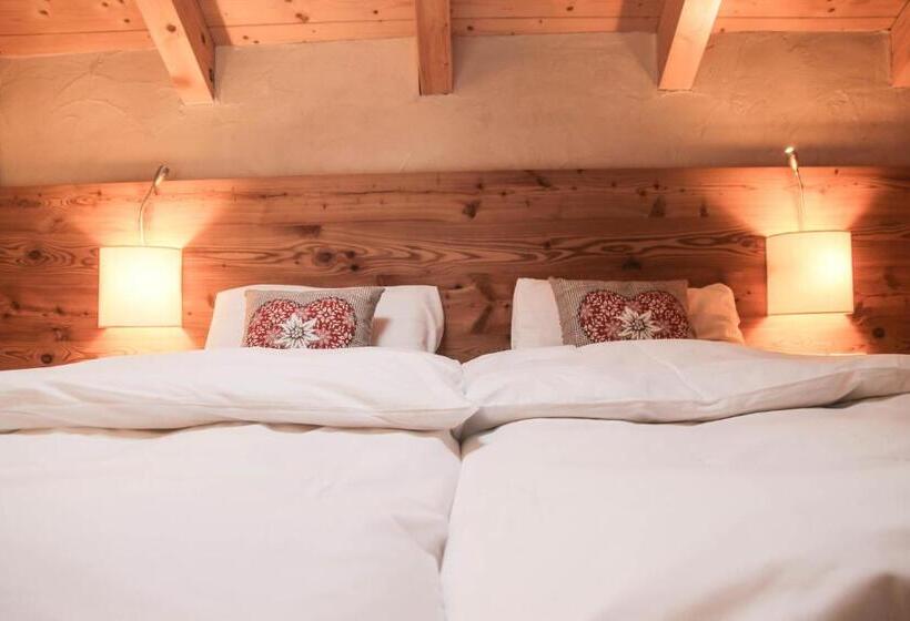 Номер Стандарт Вид на Горы, Malga Millegrobbe Nordic Resort