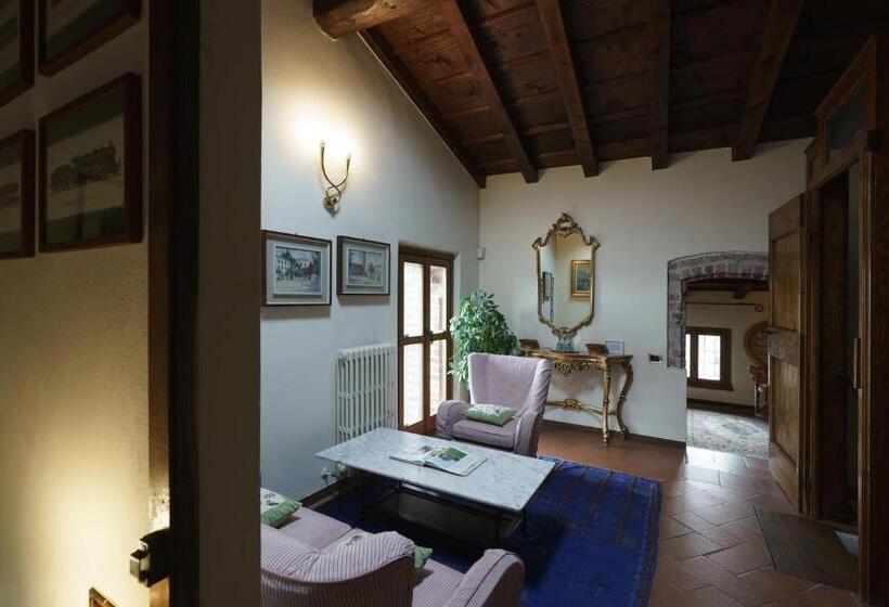 Полулюкс, Castello Di Cernusco Lombardone