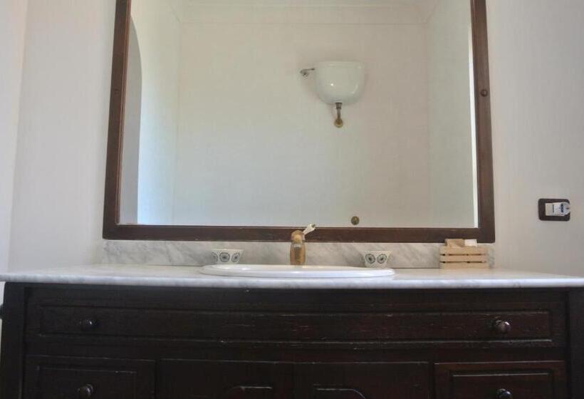اتاق استاندارد چهار تخته, Villa Carlotta Resort