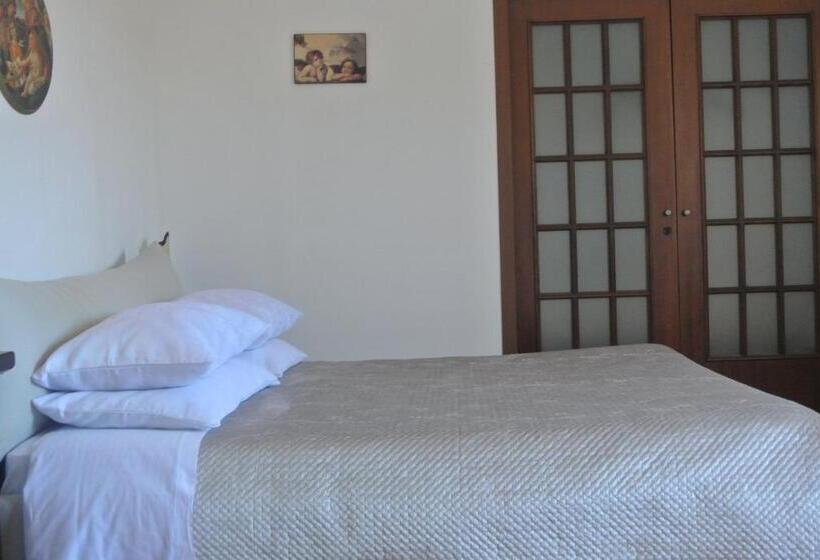 اتاق استاندارد چهار تخته, Villa Carlotta Resort