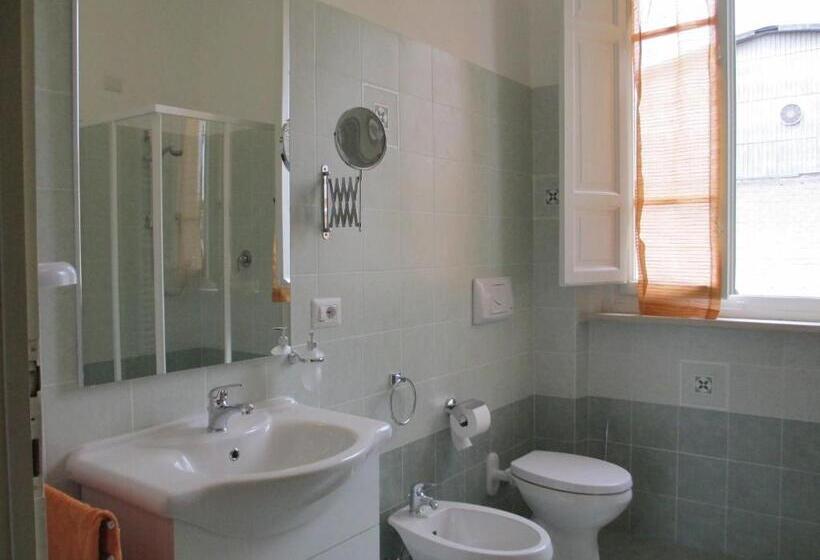 스탠다드 룸, Bed & Breakfast Lucca Fora