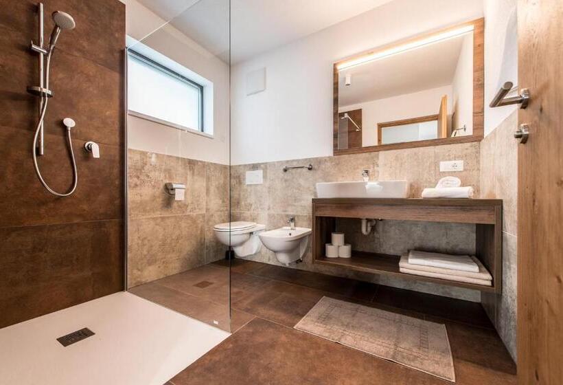 Апартаменты 1 Спальня Вид на Сад, Chalet Kristall   Dolomites Garden Chalet