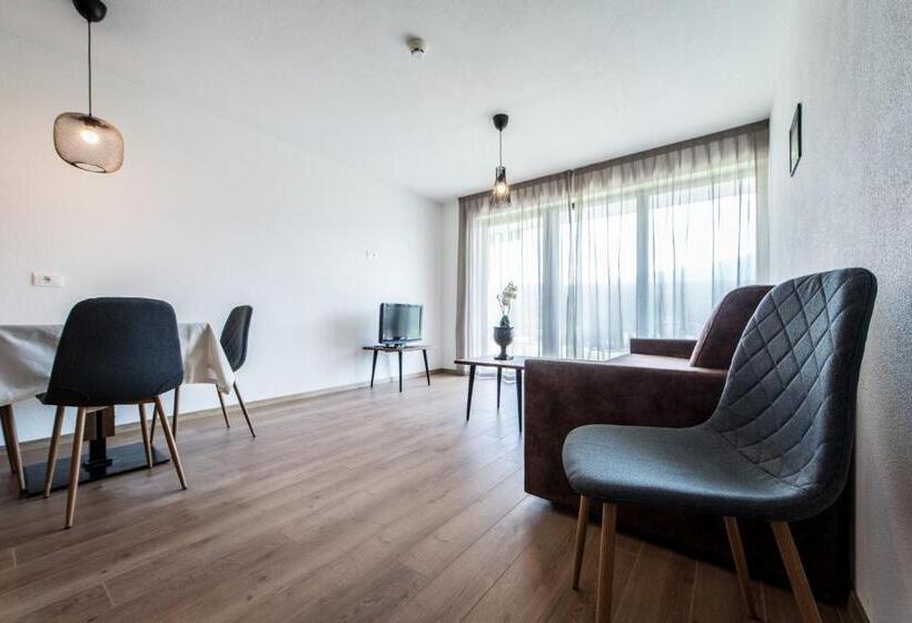 Апартаменты 1 Спальня с Видом, Chalet Kristall   Dolomites Garden Chalet