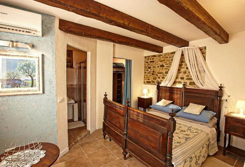 Люкс Повышенной Комфортности, Villa Tamara Country & Spa Suites