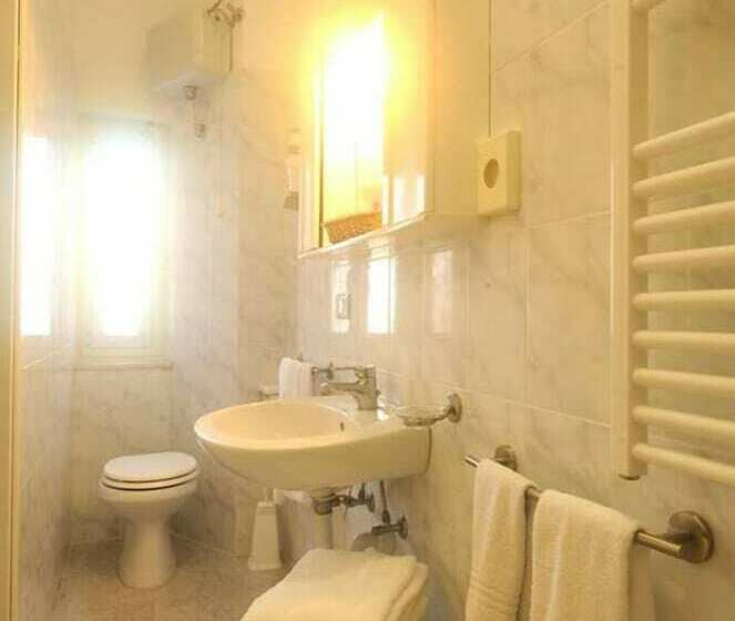 Номер Стандарт Трехместный, Albergo Anita