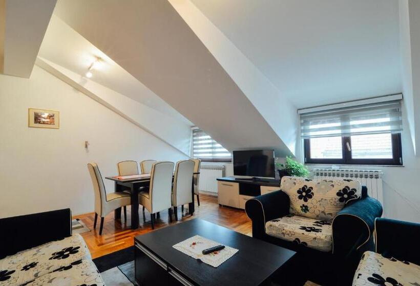1 Bedroom Apartment, Mod