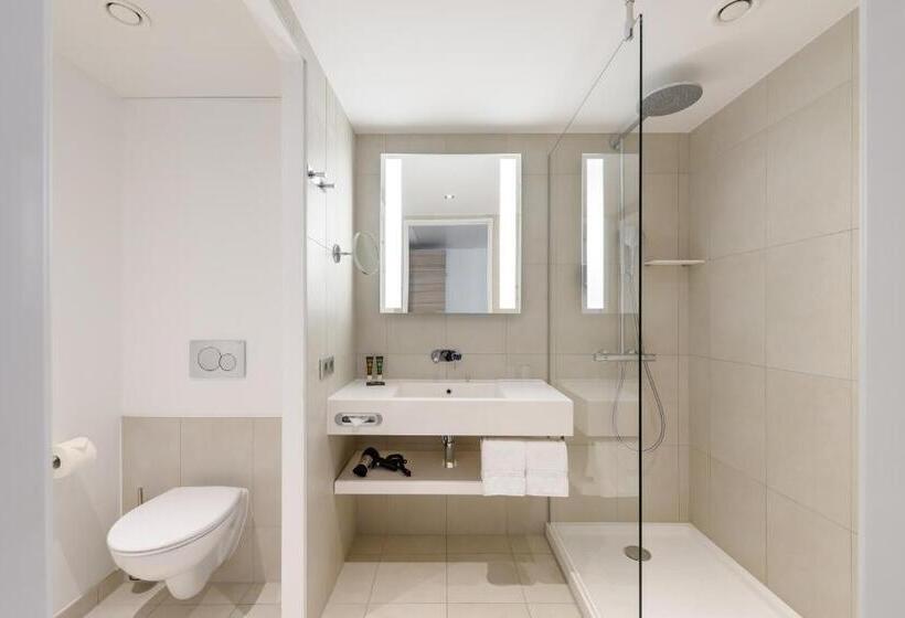 家庭间, Novotel Wien Hauptbahnhof