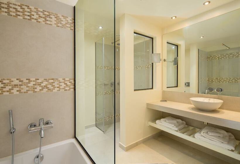Номер Deluxe Вид на Сад, Rodostamo Hotel & Spa  Adults Friendly