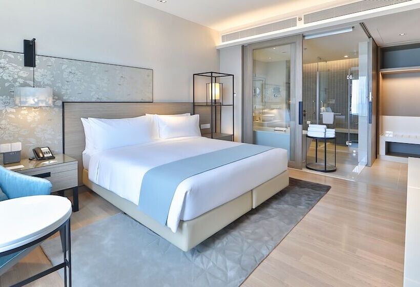 스위트, Holiday Inn & Suites Rayong City Centre, An Ihg