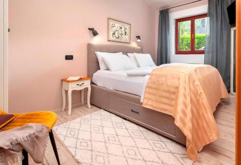 Premium room with terrace, Villa B&b Marina & Parking Free