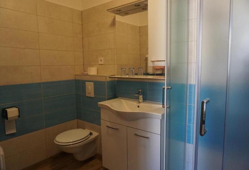 اتاق استاندارد, Bed And Breakfast Ivanka Mali Lošinj