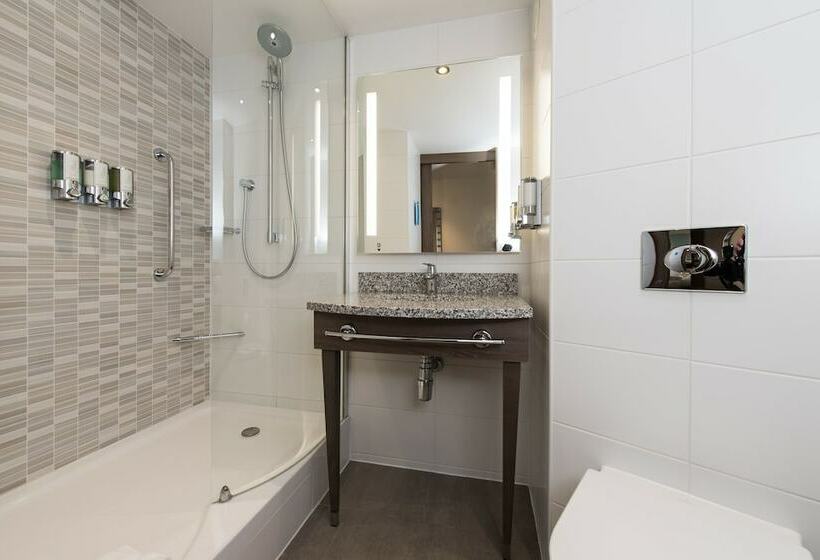اتاق استاندارد, Hampton By Hilton Edinburgh West End