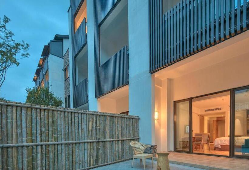 Стандартный Номер Кровать Кинг, Holiday Inn Express Zhejiang Qianxia Lake, An Ihg