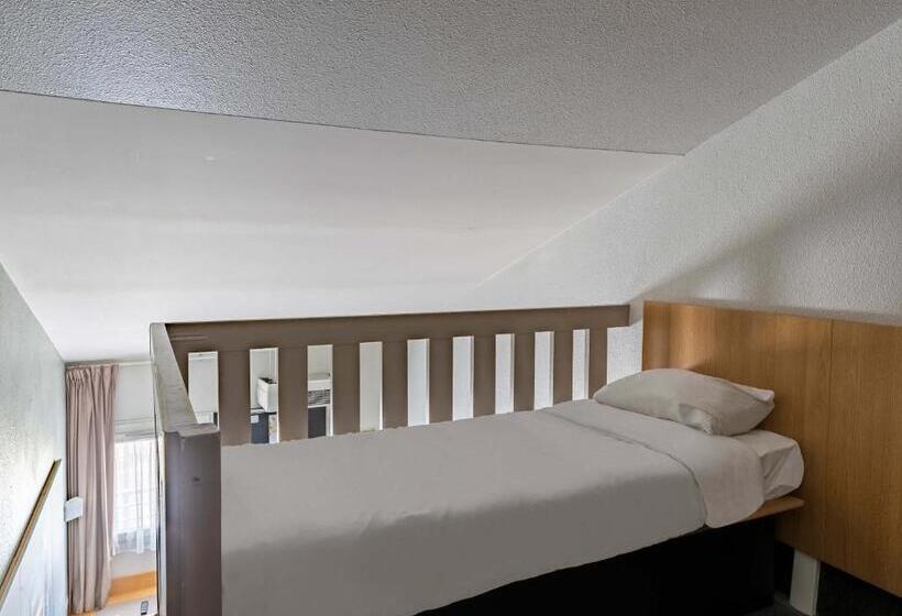 Четырехместный Номер Стандарт, B&b Hotel Orléans Ouest La Chapelle Saint Mesmin