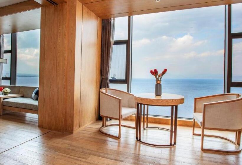Люкс Кровать Кинг, Indigo Dali Erhai, An Ihg