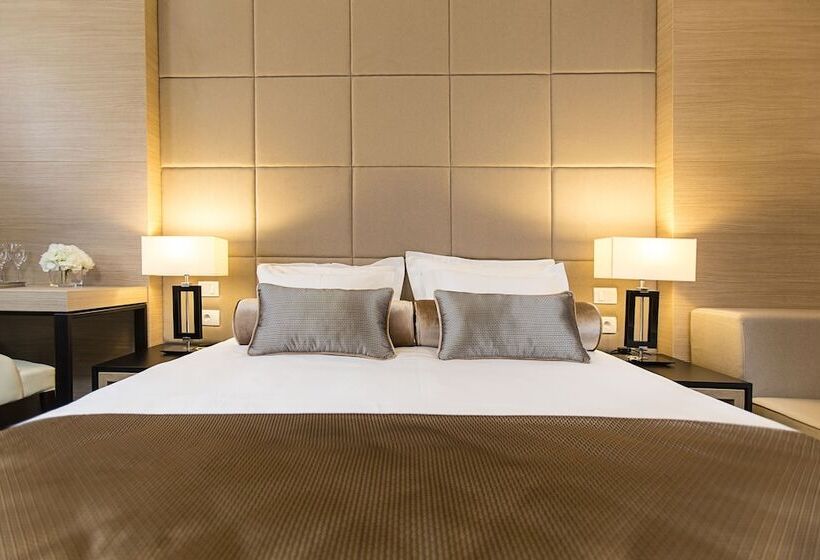 اتاق استاندارد, Dominic Smart & Luxury Suites  Republic Square
