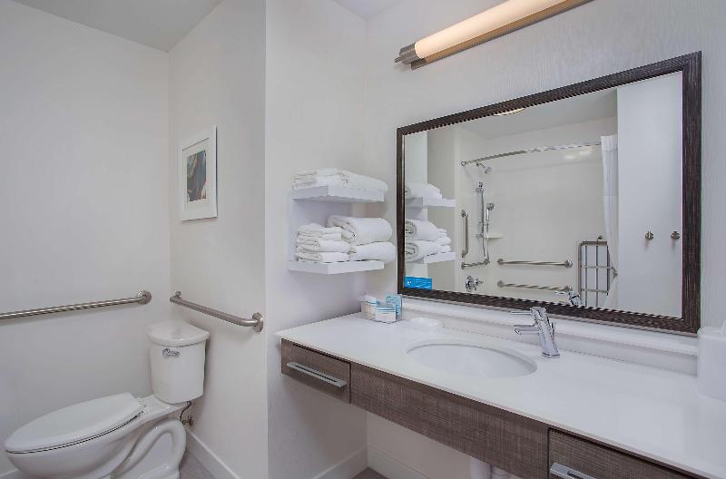 Стандартный Номер Кровать Кинг, Hampton Inn Vincennes