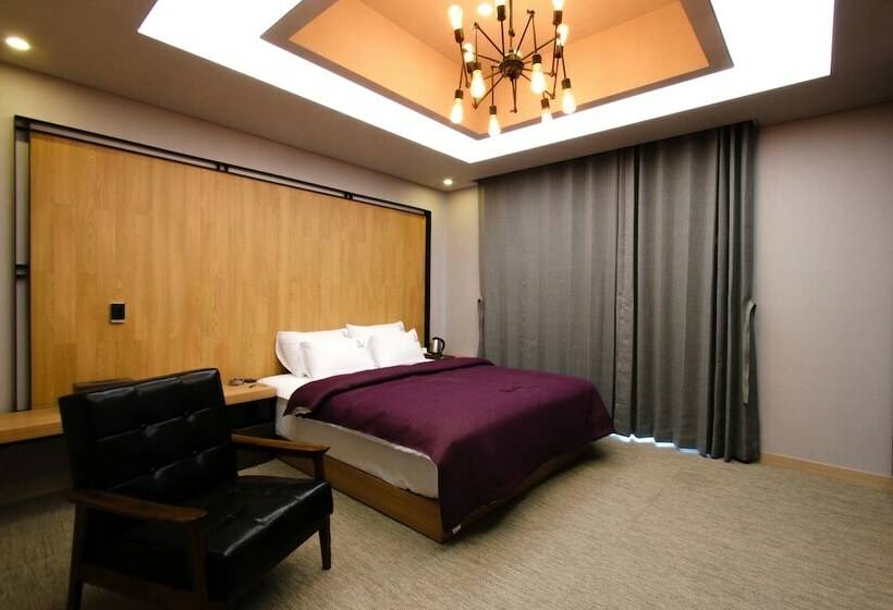 اتاق استاندارد, Louis Boutique