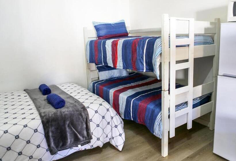 Семейный Номер, Mr Pell S House Self Catering Accommodation