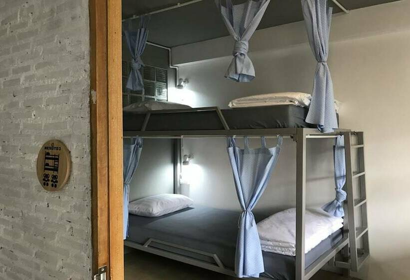 スタンダードルーム, Nesuto Hostel Ramkamhaeng 52