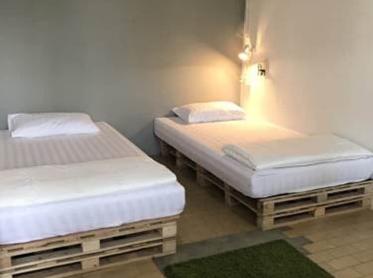 スタンダードルーム, Nesuto Hostel Ramkamhaeng 52